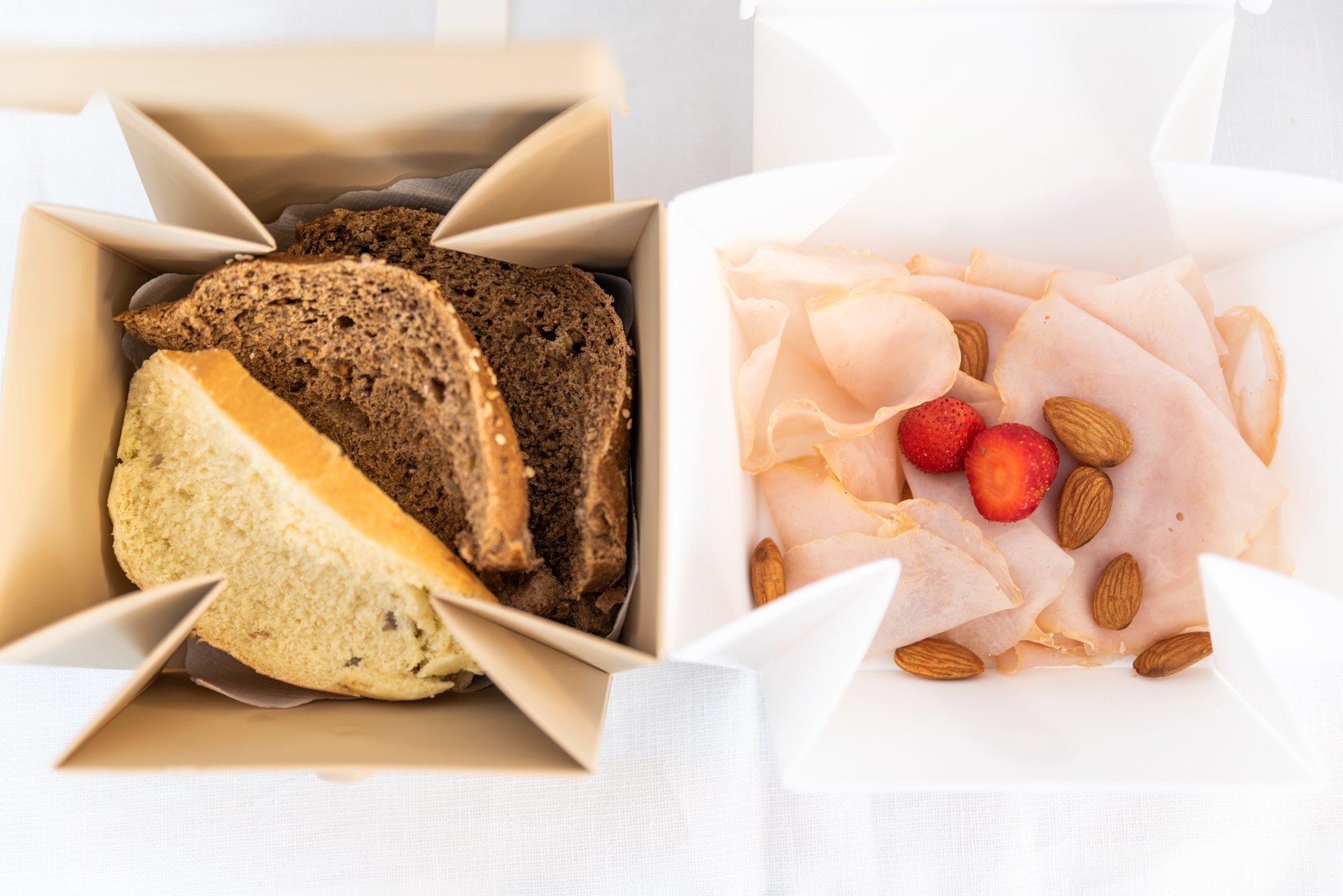 2021 BREAKFAST BOX